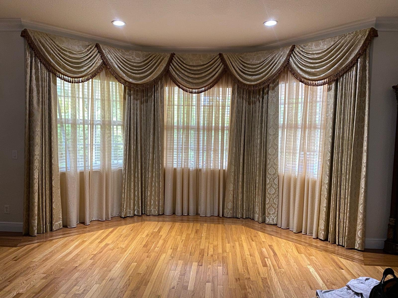 Tổng hợp 50+ mẫu rèm phong cách Châu Âu đẹp - Sang trọng 7 Rèm phong cách châu âu